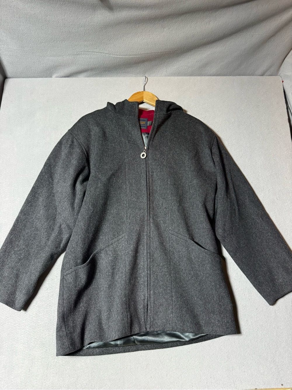 Vintage Pendleton Wool Hooded Dark Gray Hooded Coat Jacket Red Lining Size 8